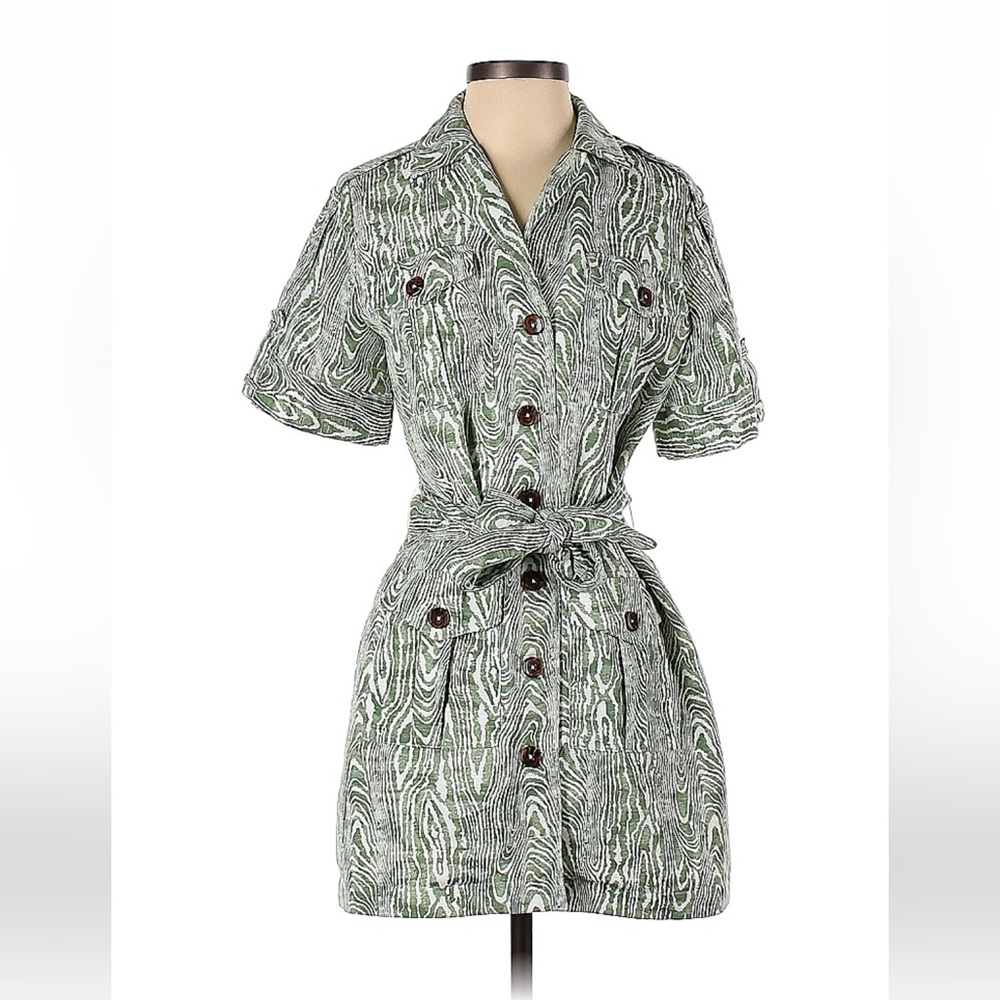 C/MEO collective button down mini dress. Like new condition.